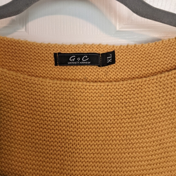 G&C mustard sweater, size xl - Picture 3 of 3